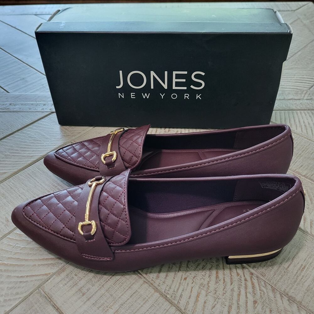 Jones New York Women's 9.5 M Quadia Pointed Toe Quilted Loafers Burgundy NEW - Picture 3 of 9